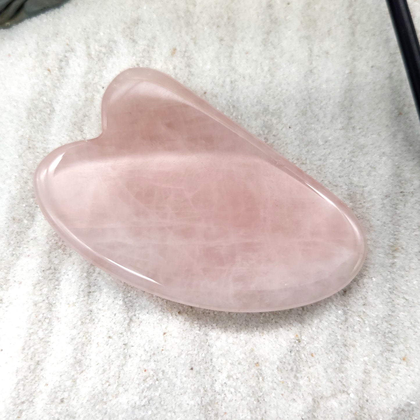 OUTIL de BEAUTÉ « GUA SHA » EN PIERRE QUARTZ ROSE - MASSAGE - ANTI-ÂGE - ARTISANAL ET UNIQUE