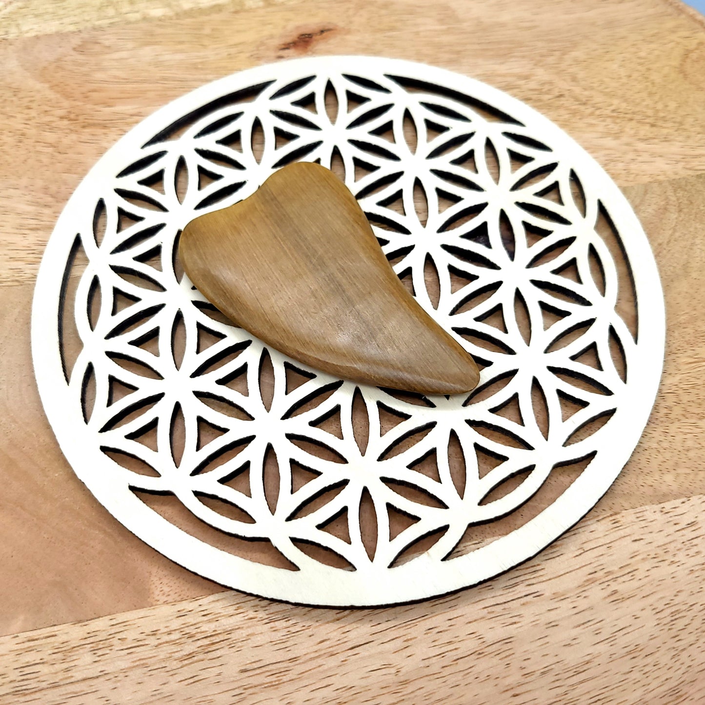 GRAND OUTIL de BEAUTÉ " GUA SHA " EN BOIS NATUREL - MASSAGE - ANTI-ÂGE - ARTISANAL ET UNIQUE