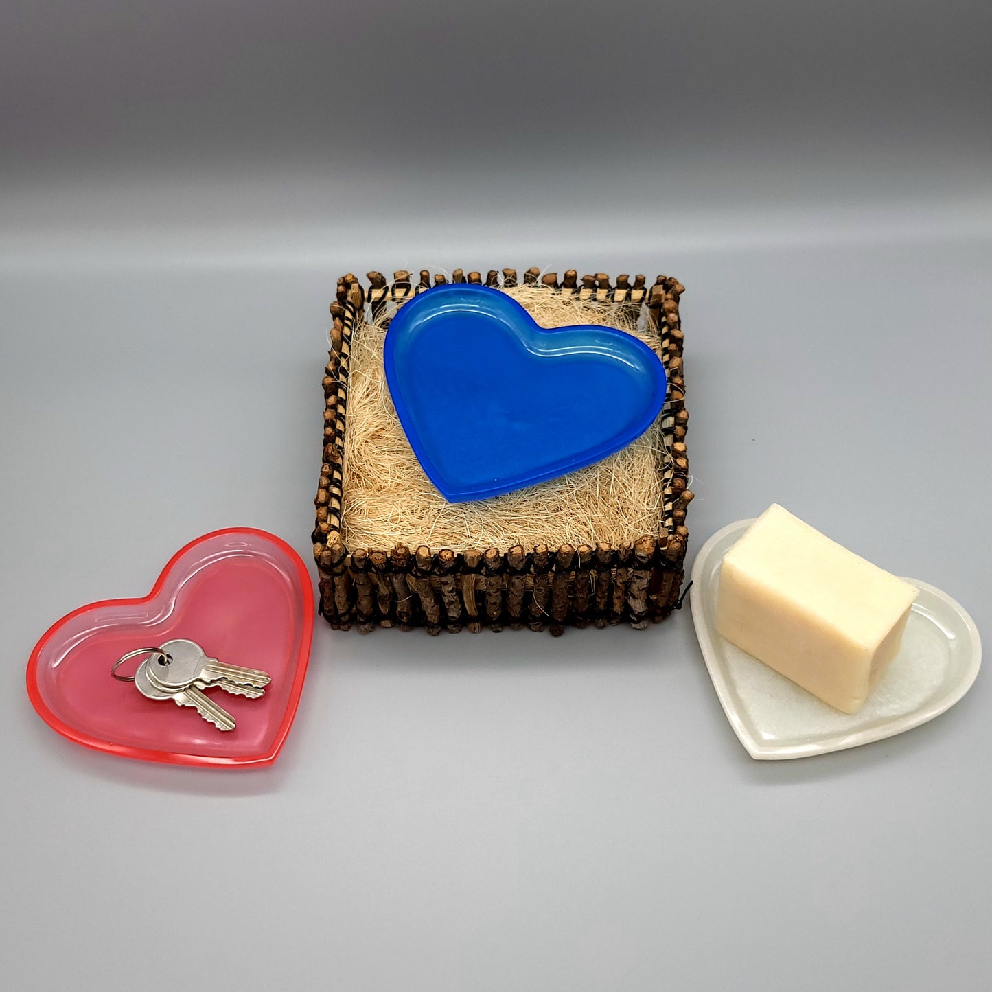 DÉCO COEUR 3D VIDE-POCHES & SUPPORT SAVONS EN RÉSINE - DIVERS MODÈLES UNIQUES, ORIGINAUX & ARTISANAUX