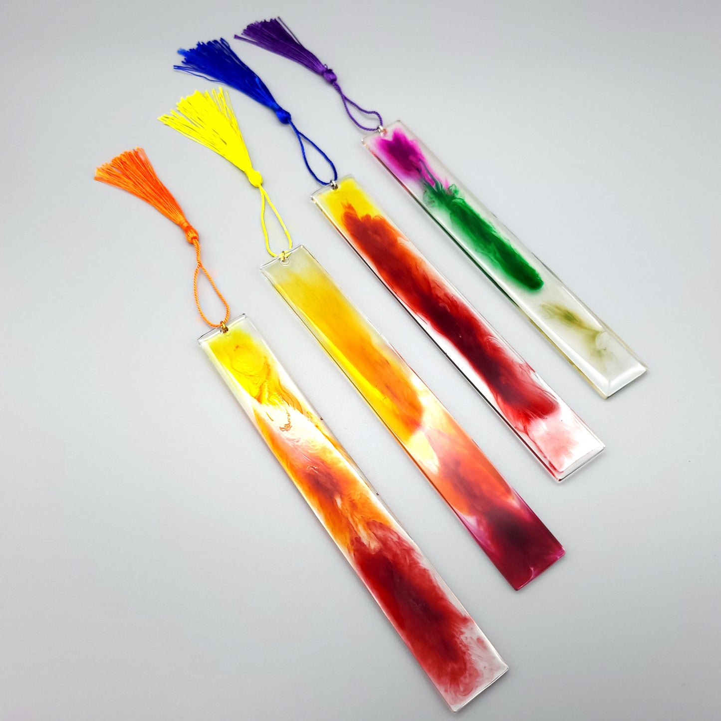 MARQUES PAGES EN PLAQUE RECTANGULAIRE + POMPON - DIVERS TAILLES & COLORIS UNIQUES, ARTISANAUX & ORIGINAUX