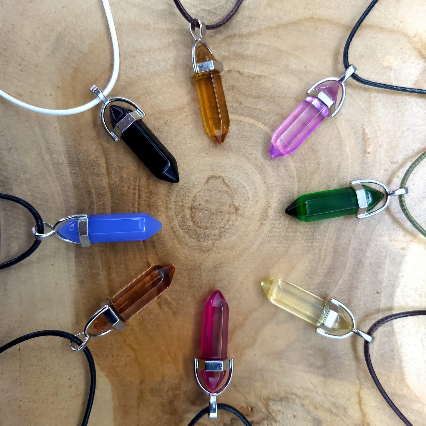 COLLIERS + PENDENTIFS DOUBLE POINTE EN VERRE - BIJOUX FANTAISIES DIVERS COLORIS AU CHOIX