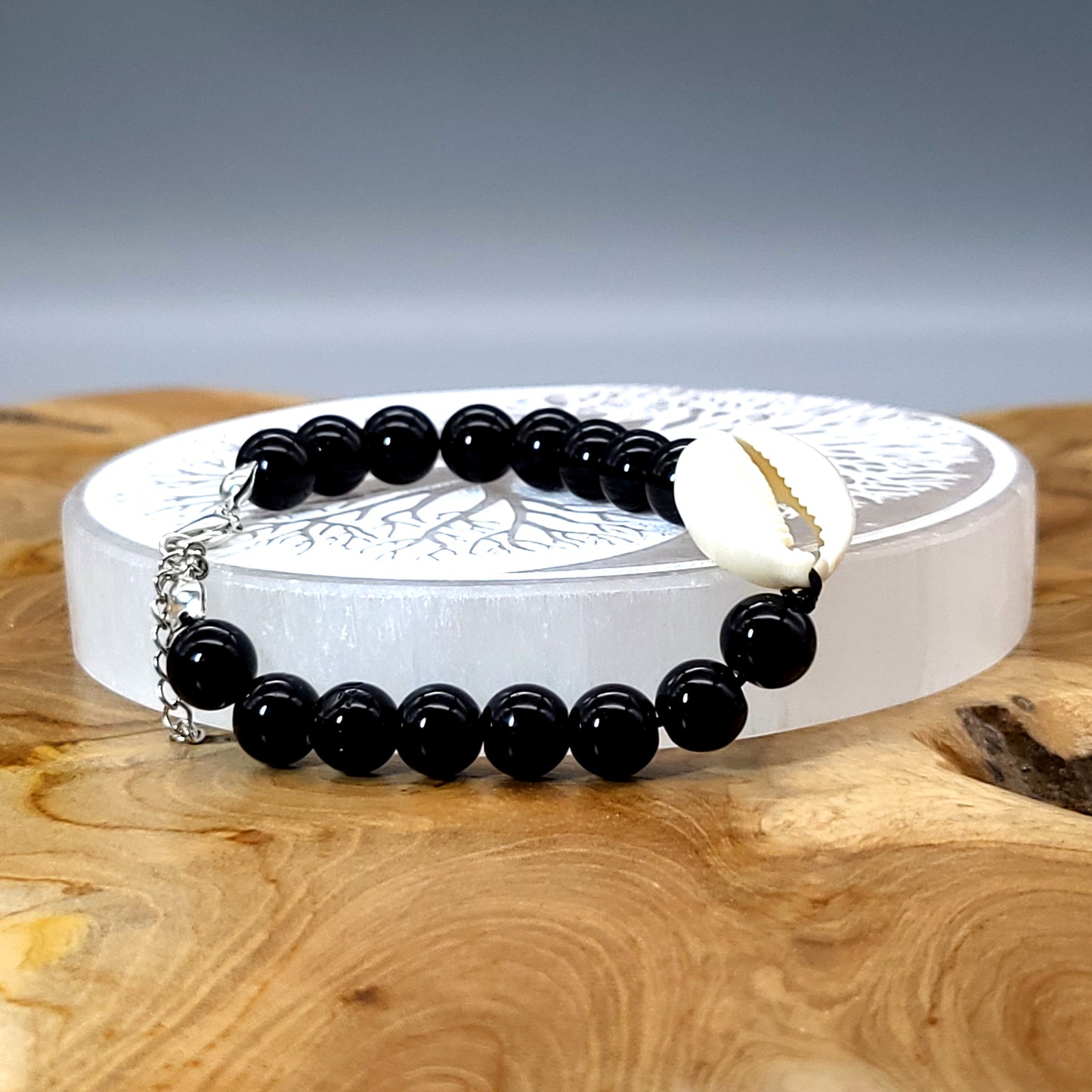 BRACELETS EN PERLES RONDES EN PIERRE ONYX NOIR + CAURI (coquillage) - 2 TAILLES AU CHOIX - BIJOUX ARTISANAUX, UNIQUES & ORIGINAUX