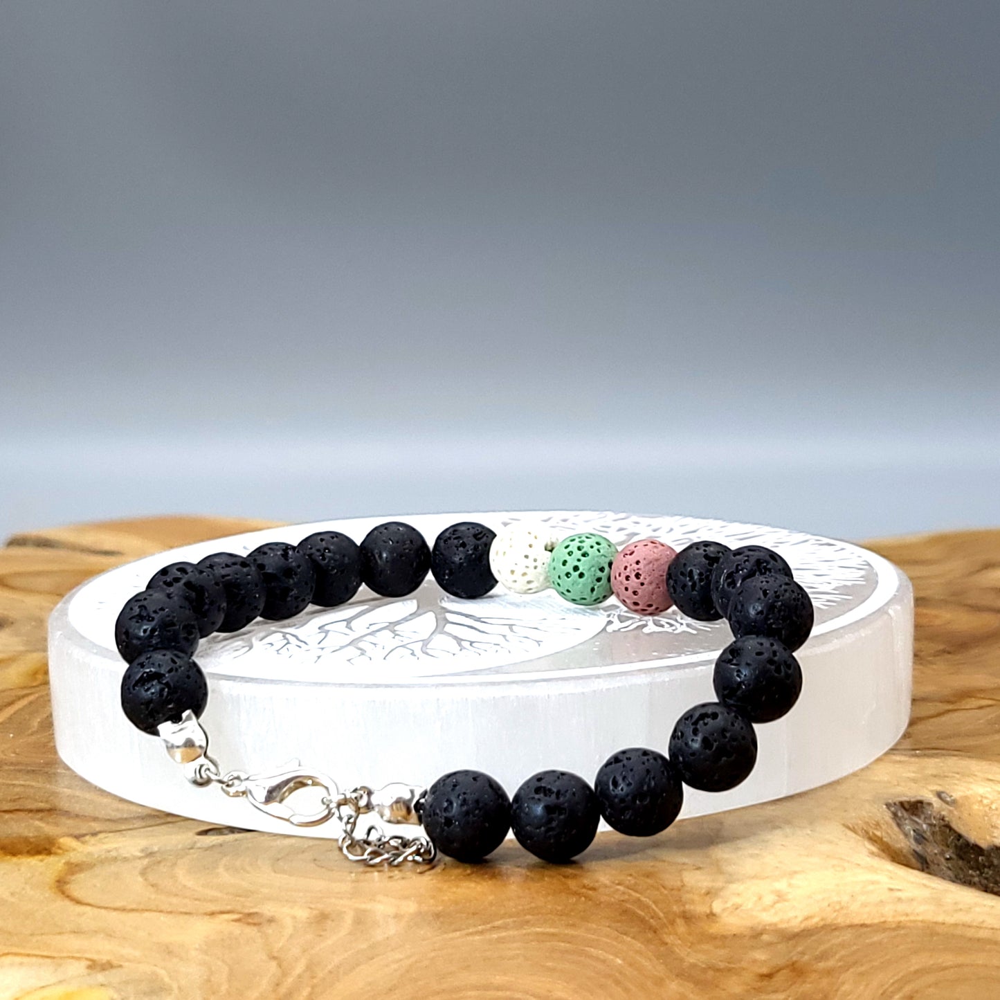 BRACELETS DE PERLES RONDES EN PIERRES DE LAVE MULTICOLORES - 2 TAILLES AU CHOIX - BIJOUX ARTISANAUX, UNIQUES & ORIGINAUX