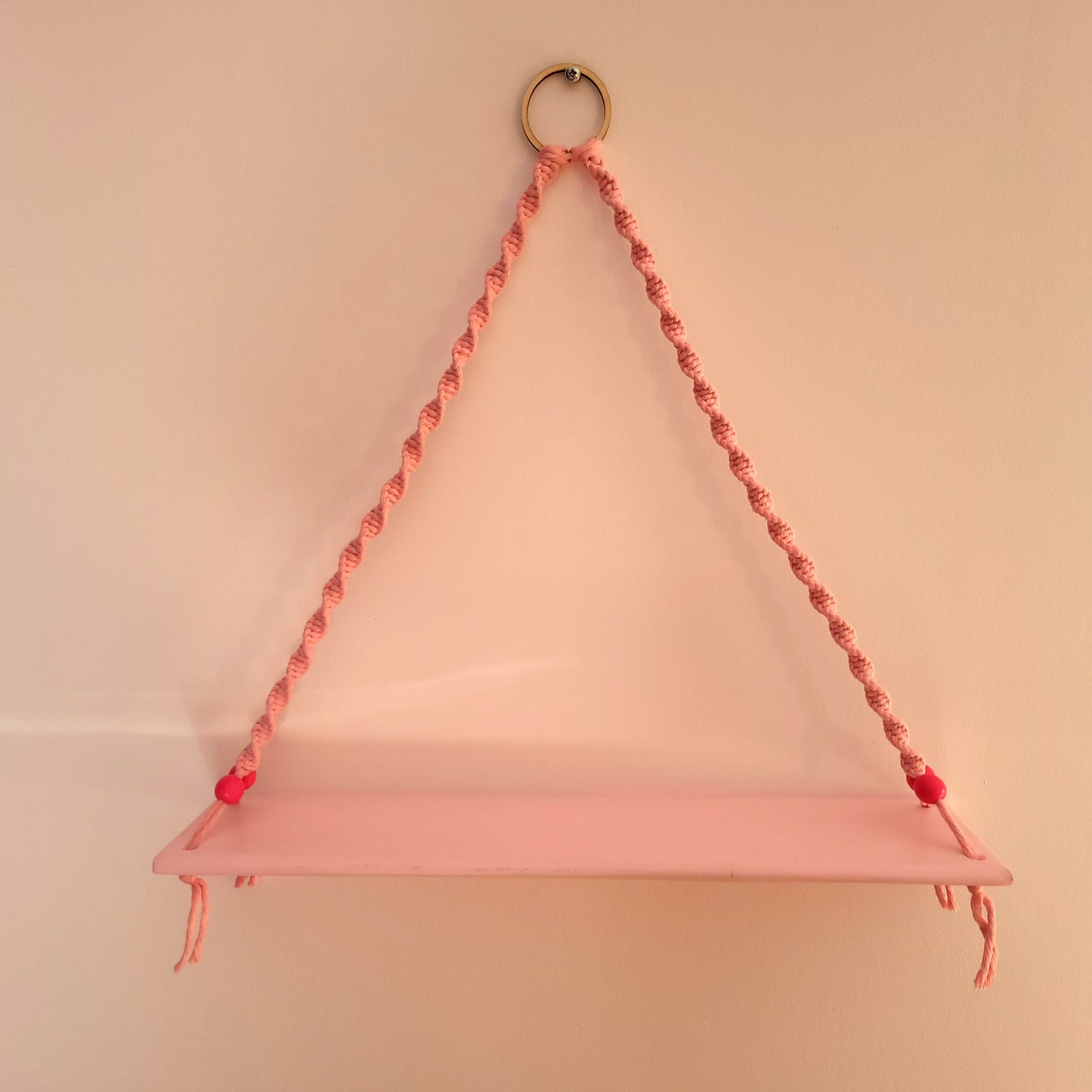 ÉTAGÈRES BALANÇOIRES ROSES EN MACRAMÉ + BOIS - ORIGINALES, UNIQUES, ARTISANALES