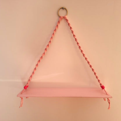 ÉTAGÈRES BALANÇOIRES ROSES EN MACRAMÉ + BOIS - ORIGINALES, UNIQUES, ARTISANALES