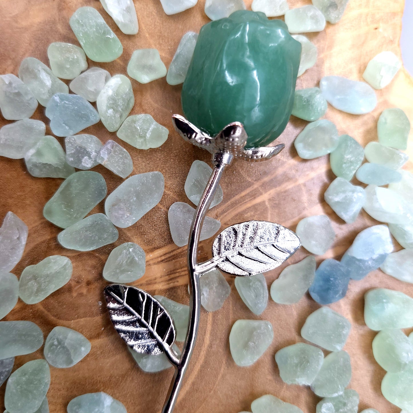 FLEUR " ROSE " EN PIERRE AVENTURINE VERTE SCULPTÉE – DÉCORATION ORIGINALE, UNIQUE & ARTISANALE