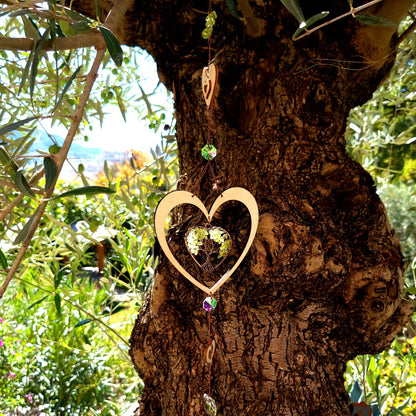 DÉCORATION SUNCATCHER COEUR ARBRE DE VIE EN PIERRE DE PÉRIDOT (vert) + COEURS EN BOIS - ATTRAPE SOLEIL UNIQUE, ARTISANAL & ORIGINAL