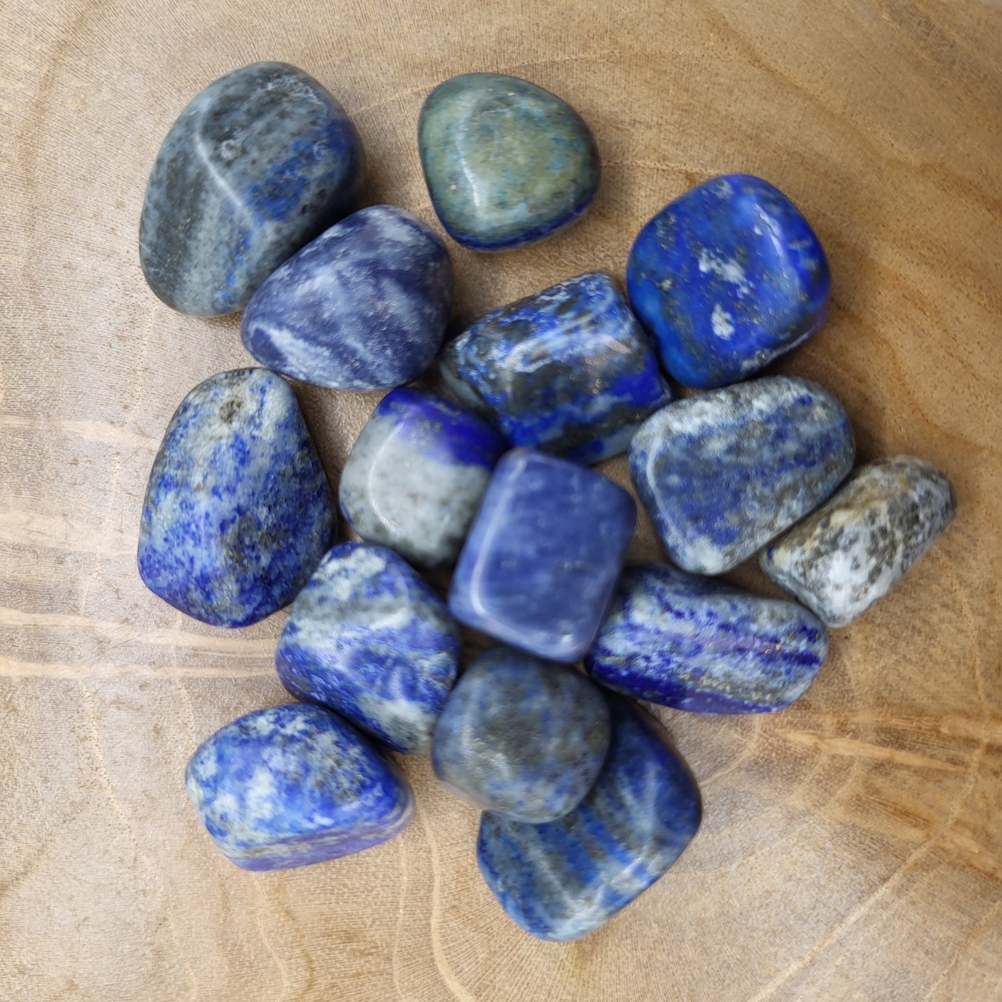 LAPIS LAZULI EN PETITES PIERRES POLIES ET BRUTES