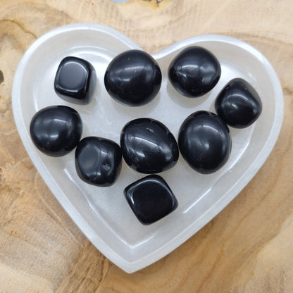 OBSIDIENNE NOIRE EN PETITES PIERRES POLIES ET BRUTES