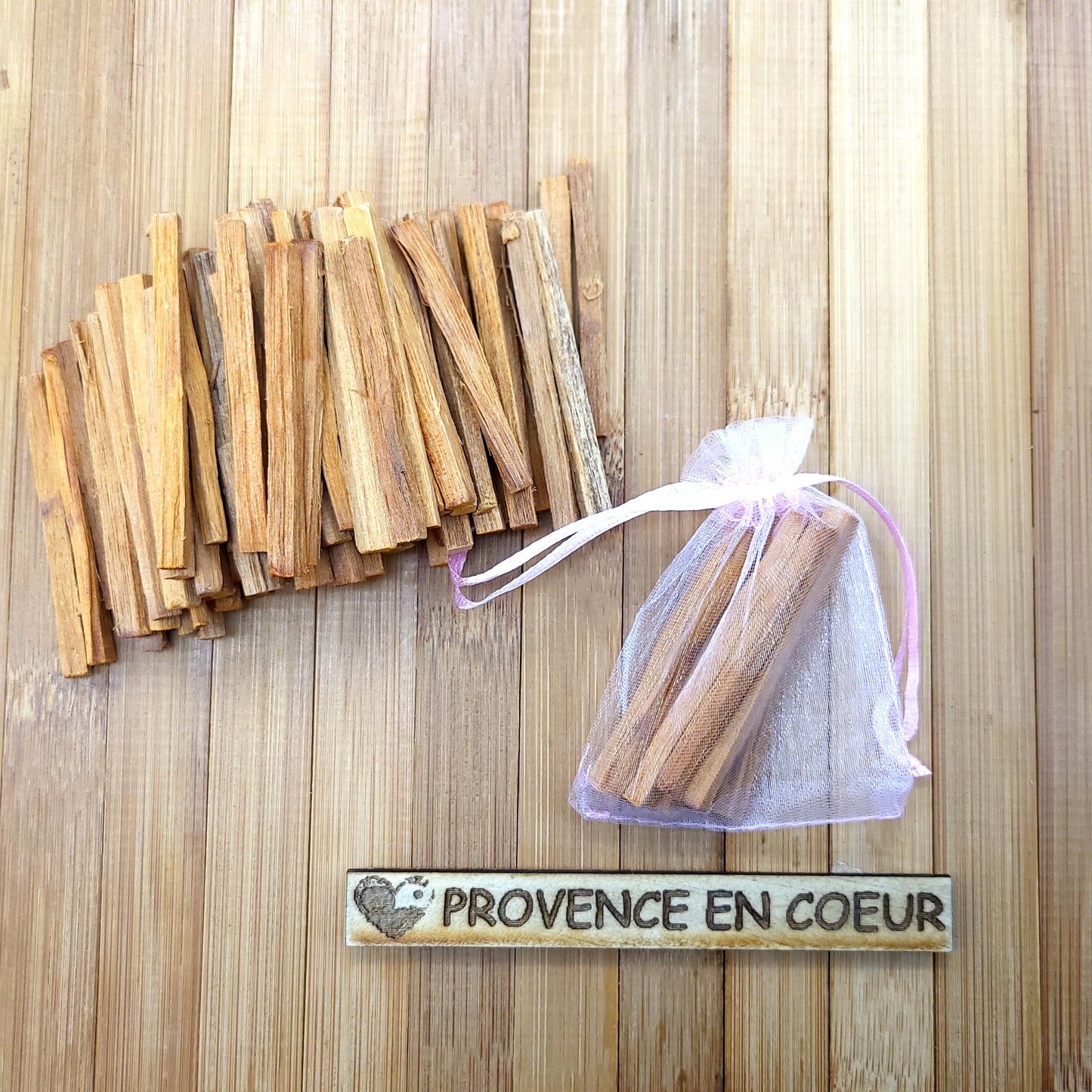 LOT BÂTONNETS de PALO SANTO BOIS SACRÉ + SAC en ORGANZA OFFERT - ENCENS NATUREL