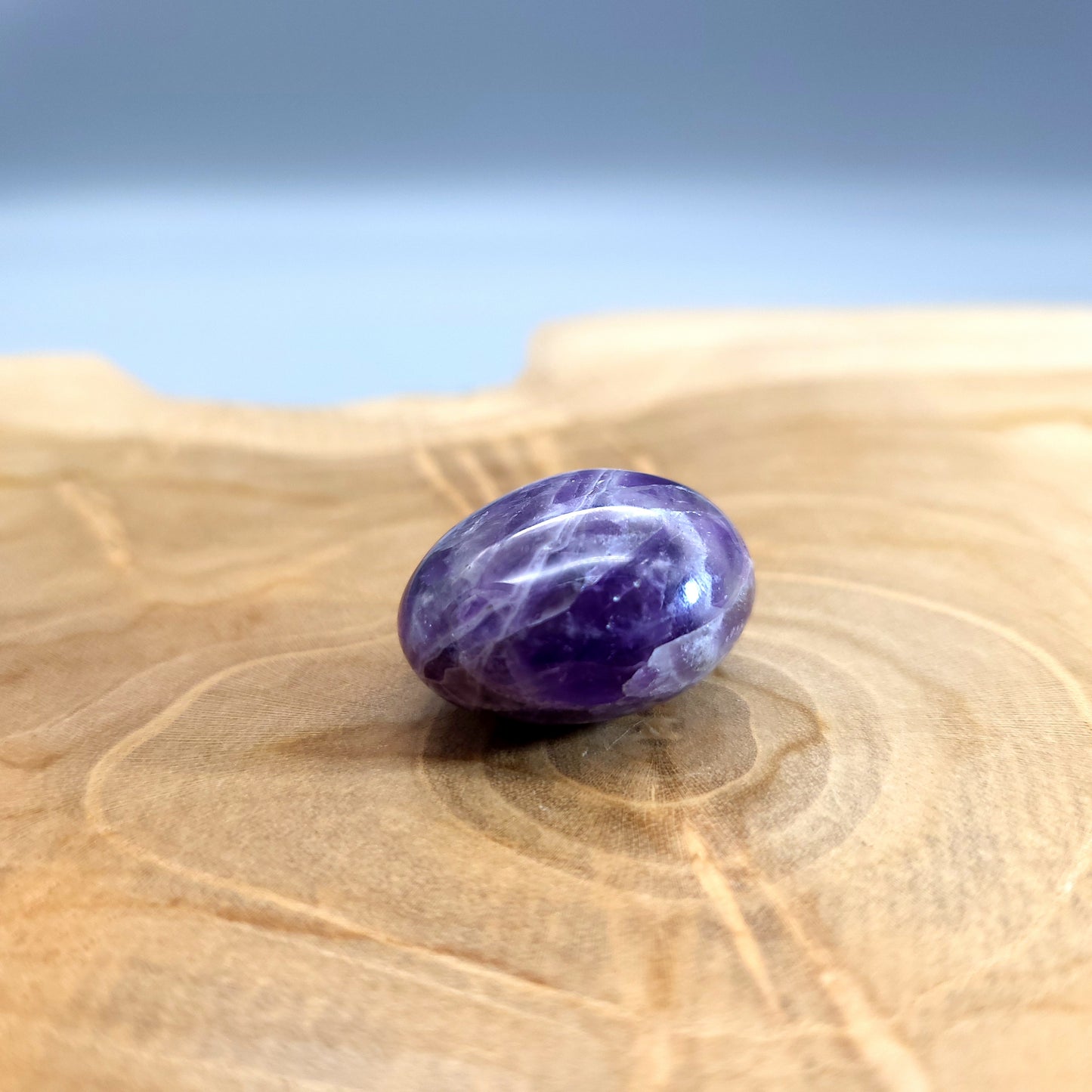 AMÉTHYSTE EN PETITES PIERRES POLIES ET BRUTES