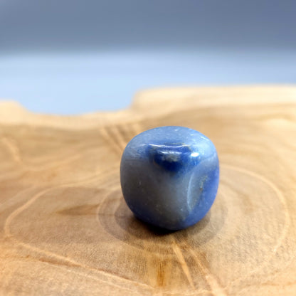 AVENTURINE BLEUE EN PETITES PIERRES POLIES ET BRUTES