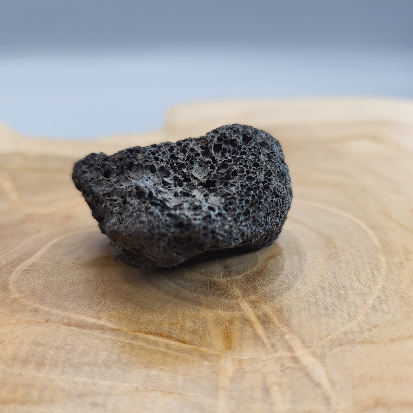 PIERRE DE LAVE EN PETITES PIERRES BRUTES