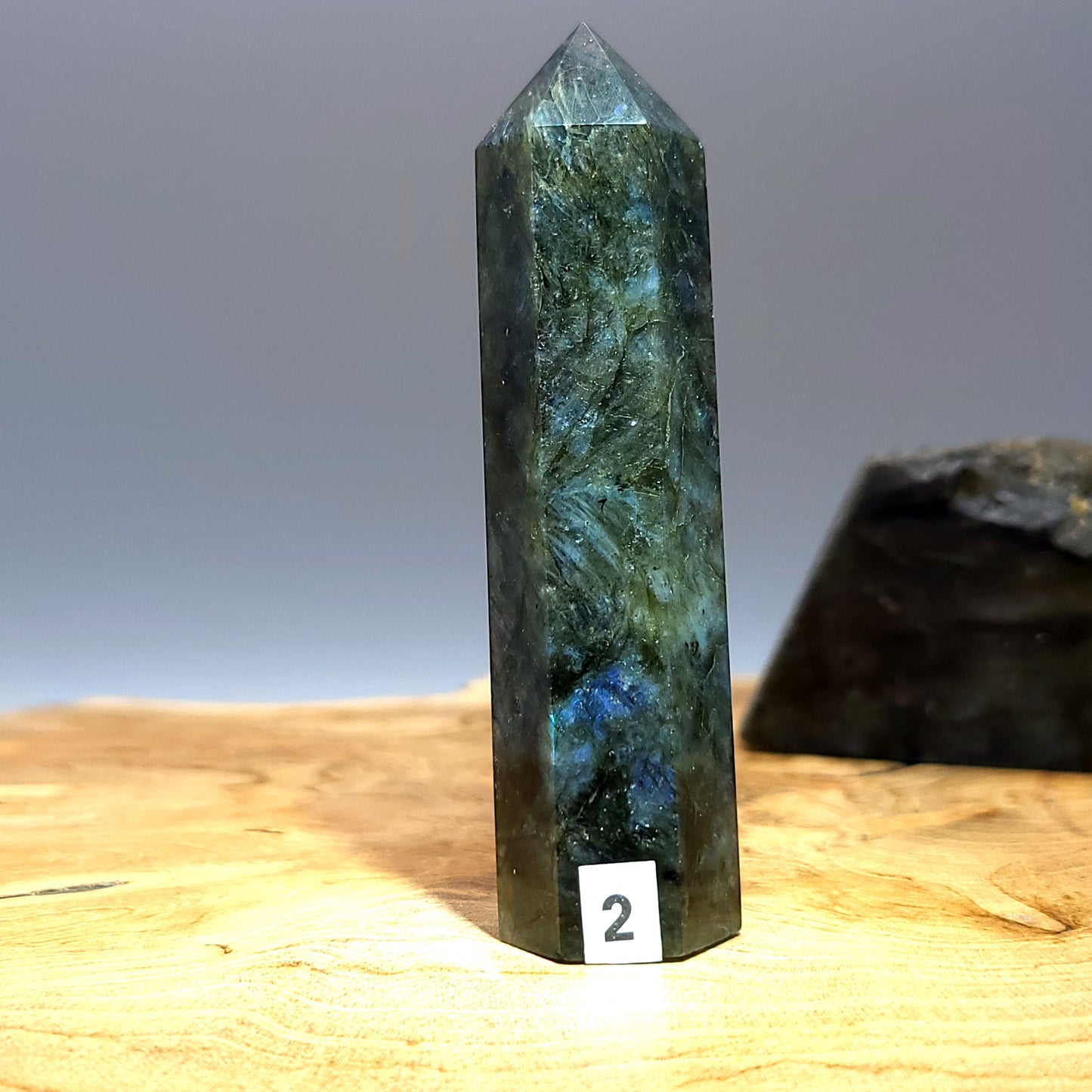 TOUR en POINTE EN PIERRE LABRADORITE - UNIQUE & ARTISANALE