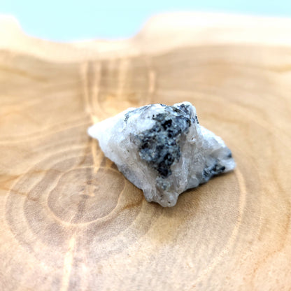 PIERRE DE LUNE EN PETITES PIERRES POLIES ET BRUTES