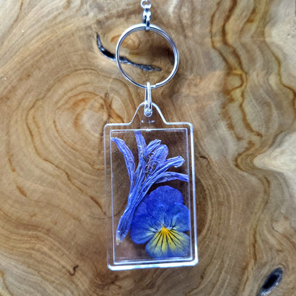 MAGNIFIQUES PORTE-CLÉS DE VRAIES FLEURS SÉCHÉES - UNIQUES, ORIGINAUX & ARTISANAUX