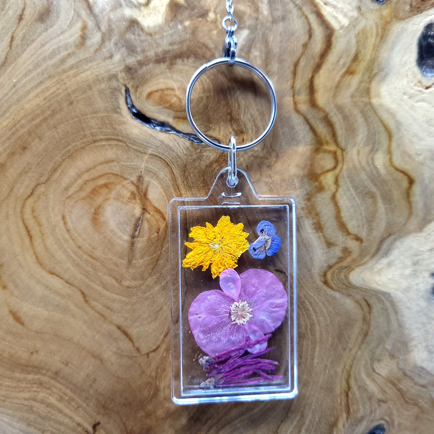 MAGNIFIQUES PORTE-CLÉS DE VRAIES FLEURS SÉCHÉES - UNIQUES, ORIGINAUX & ARTISANAUX