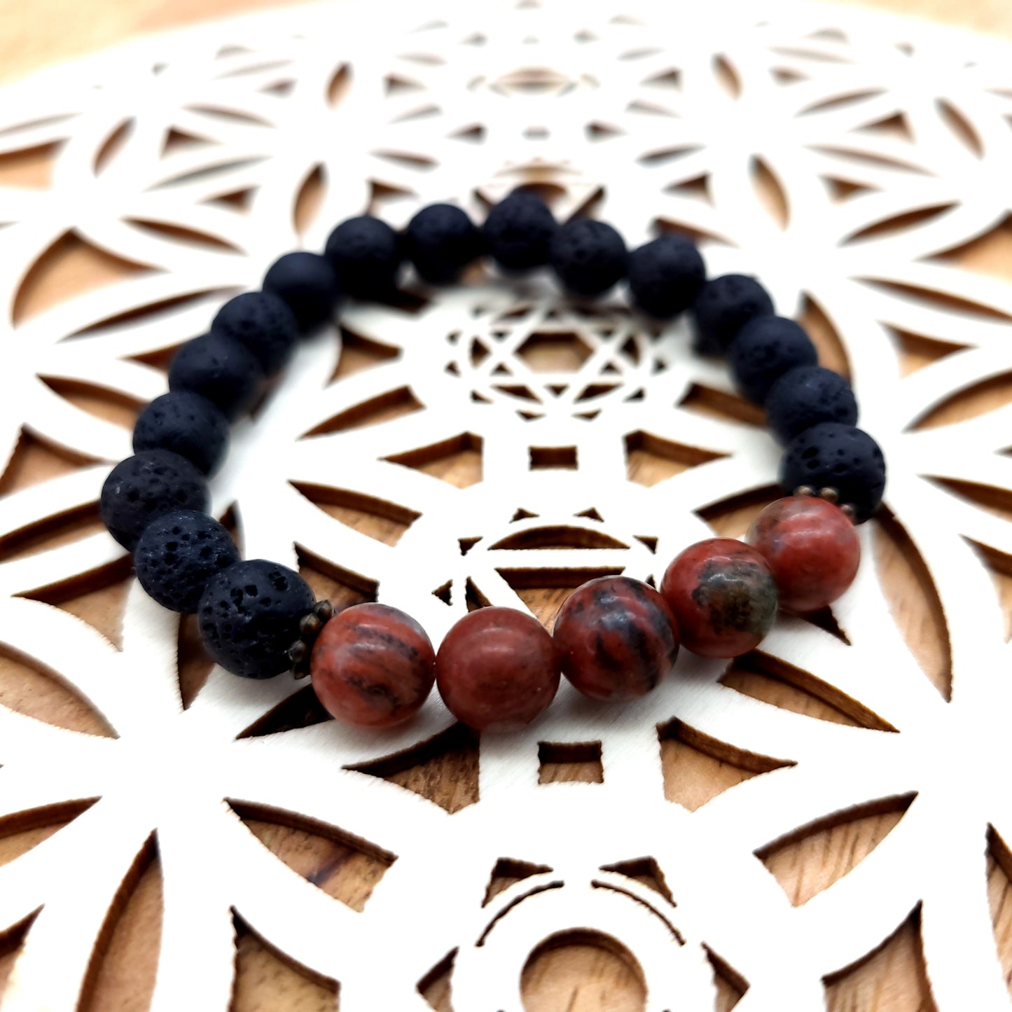 BRACELETS À ÉLASTIQUES EN PIERRES DE LAVE + JASPE ROUGE - 2 TAILLES AU CHOIX - BIJOUX ARTISANAUX, UNIQUES & ORIGINAUX