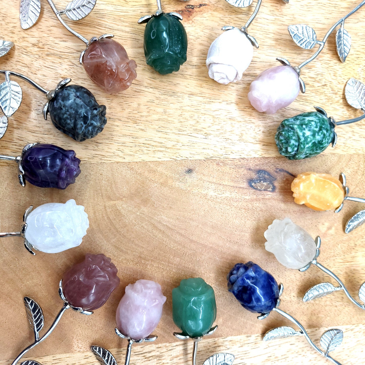 FLEUR " ROSE " EN PIERRE CALCITE JAUNE SCULPTÉE – DÉCORATION ORIGINALE, UNIQUE & ARTISANALE