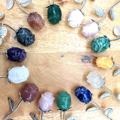 FLEUR " ROSE " EN PIERRE CALCITE JAUNE SCULPTÉE – DÉCORATION ORIGINALE, UNIQUE & ARTISANALE