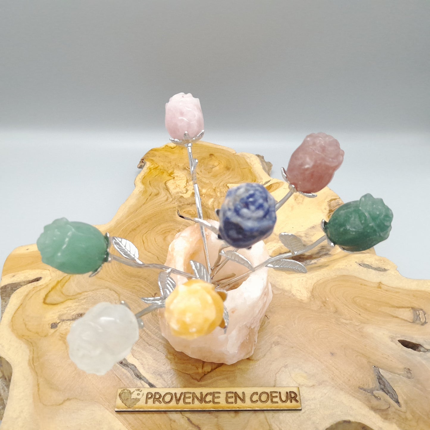 FLEUR " ROSE " EN PIERRE SODALITE SCULPTÉE – DÉCORATION ORIGINALE, UNIQUE & ARTISANALE