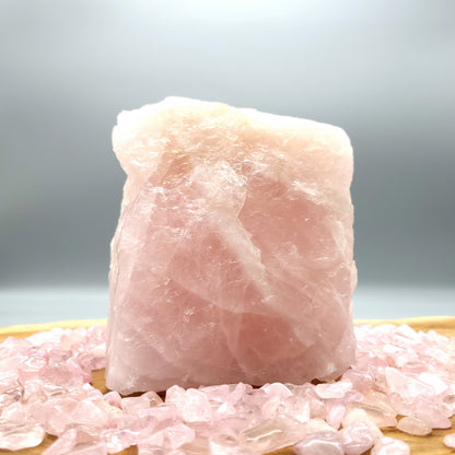 GRANDES PIERRES EN QUARTZ ROSE - BRUTES, SEMI-PRÉCIEUSES & UNIQUES AU CHOIX