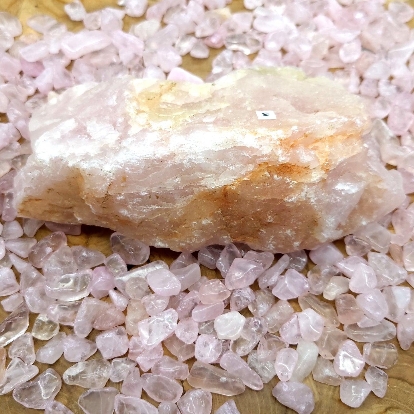 GRANDES PIERRES EN QUARTZ ROSE - BRUTES, SEMI-PRÉCIEUSES & UNIQUES AU CHOIX