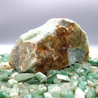 GRANDES PIERRES EN AVENTURINE VERTE - BRUTES, SEMI-PRÉCIEUSES & UNIQUES AU CHOIX