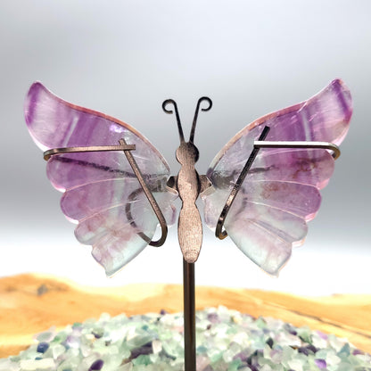 GRAND PAPILLON EN PIERRE DE FLUORITE N°9  SUR SOCLE EN MÉTAL - DÉCORATION ARTISANALE, ORIGINALE & UNIQUE