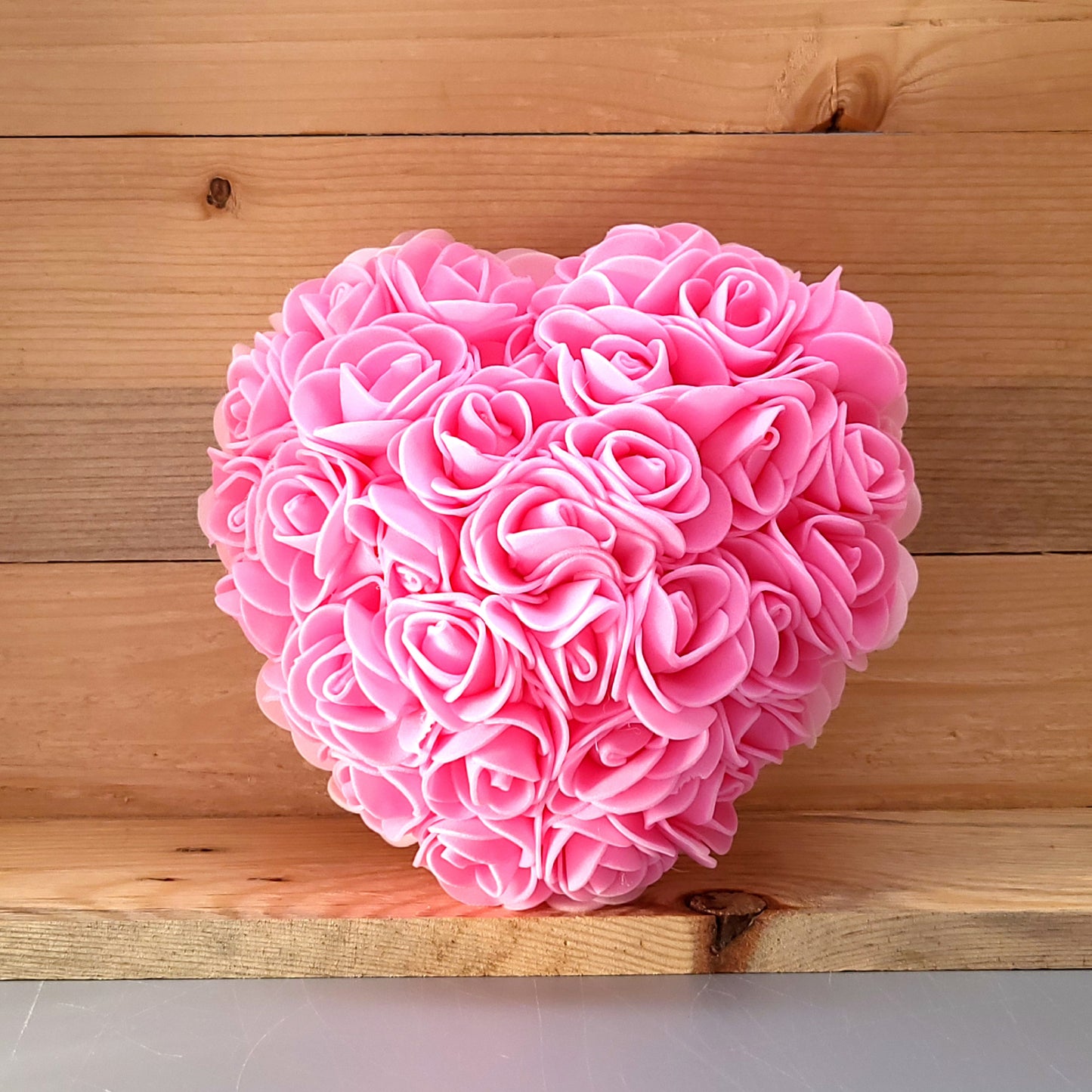 COEURS DÉCORATIONS EN FLEURS DE ROSES - MODÈLES UNIS OU BICOLORES AU CHOIX - UNIQUES, ORIGINAUX & ARTISANAUX