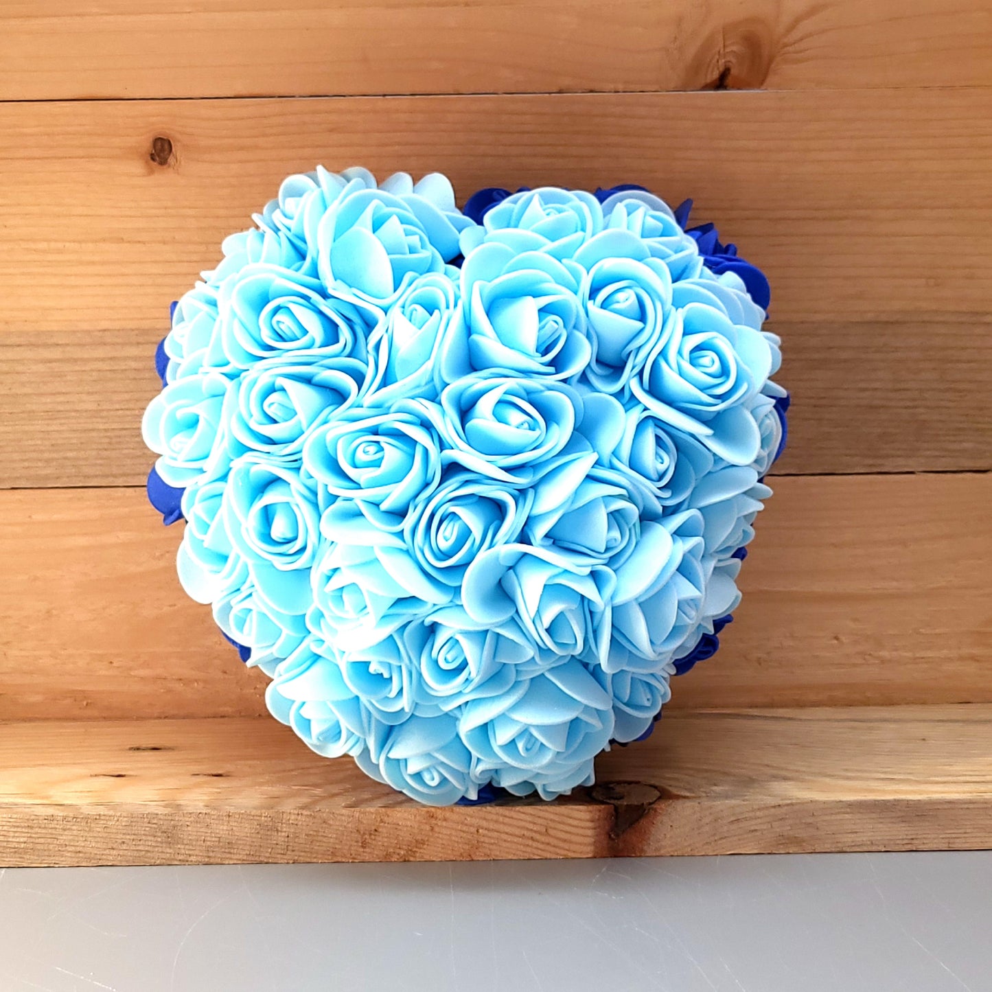COEURS DÉCORATIONS EN FLEURS DE ROSES - MODÈLES UNIS OU BICOLORES AU CHOIX - UNIQUES, ORIGINAUX & ARTISANAUX