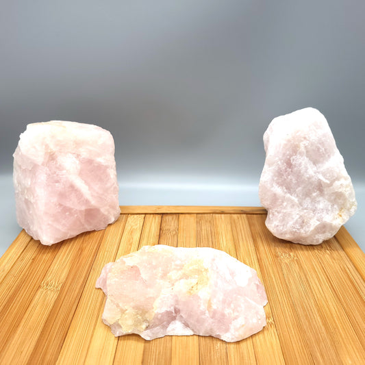 GRANDES PIERRES EN QUARTZ ROSE - BRUTES, SEMI-PRÉCIEUSES & UNIQUES AU CHOIX