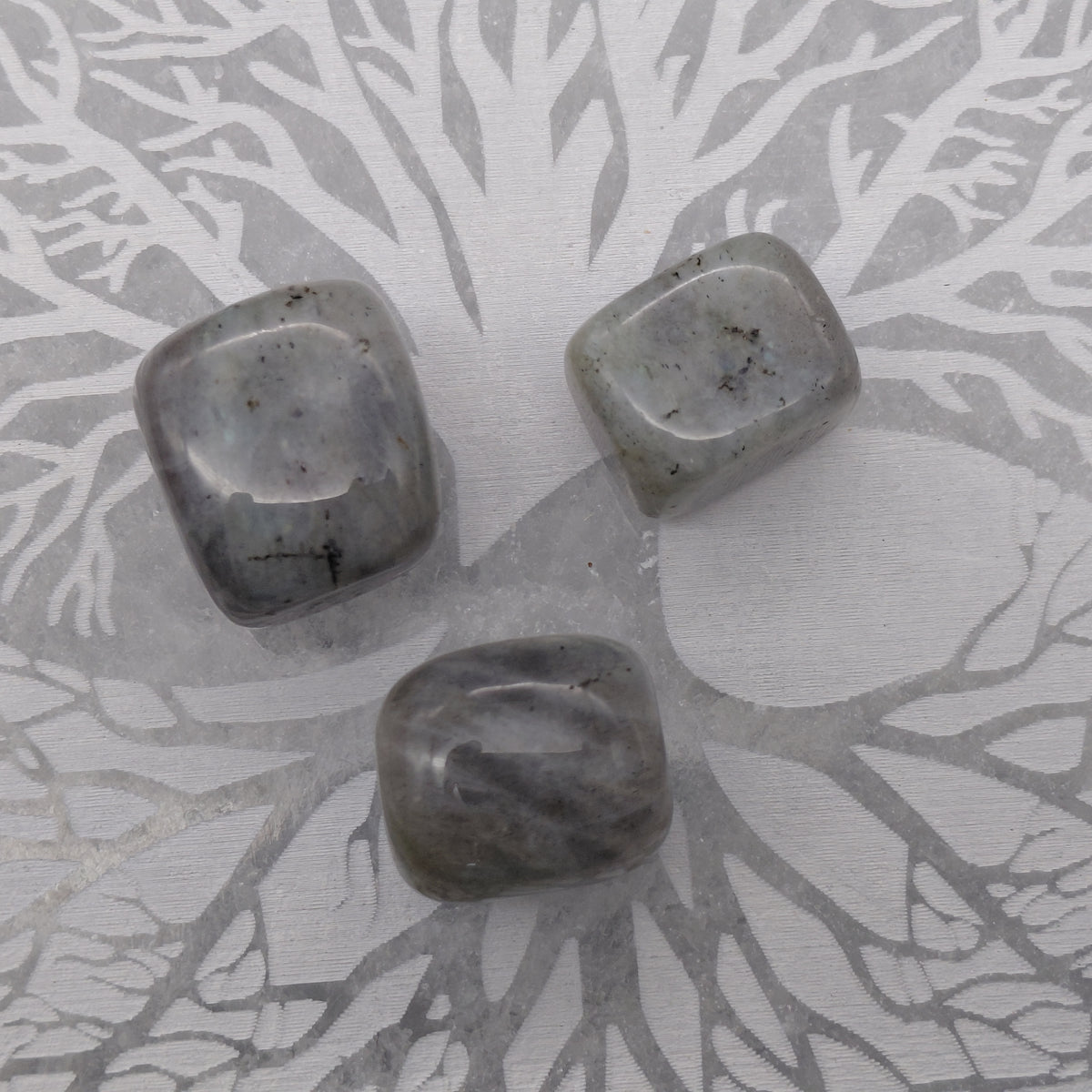 LABRADORITE SMALL POLISHED AND ROUGH STONES