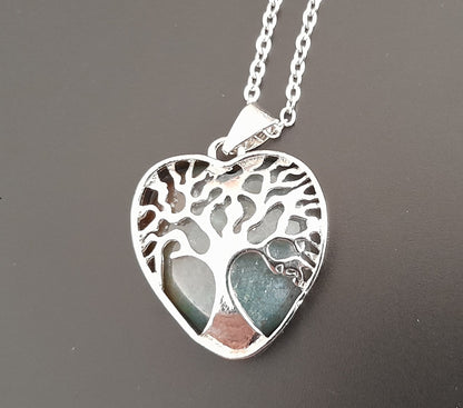COLLIERS + PENDENTIFS COEURS + ARBRES DE VIE EN PIERRE FLUORITE - BIJOUX ARTISANAUX, UNIQUES & ORIGINAUX