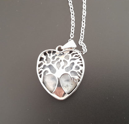 COLLIERS + PENDENTIFS COEURS + ARBRES DE VIE EN PIERRE SODALITE - BIJOUX ARTISANAUX, UNIQUES & ORIGINAUX