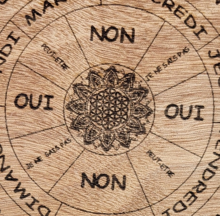 DIVERS DISQUES DE RADIESTHÉSIE EN FRANCAIS EN BOIS + PYROGRAVURE - ARTISANAUX, UNIQUES & ORIGINAUX