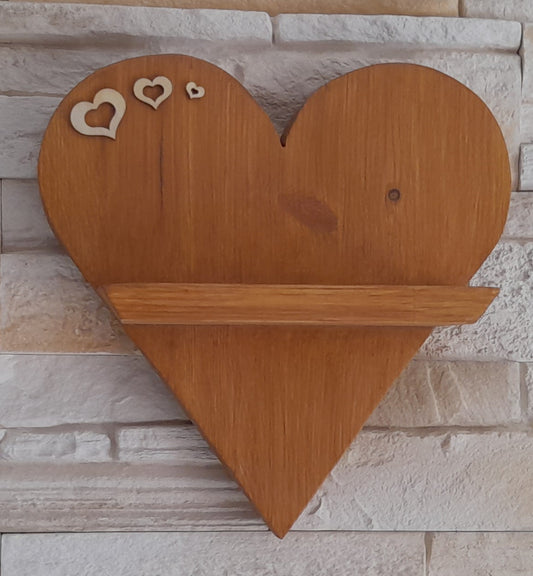 ÉTAGÈRE MURALE COEUR EN BOIS AVEC ENVOL DE 3 COEURS - UNIQUE & ORIGINAL