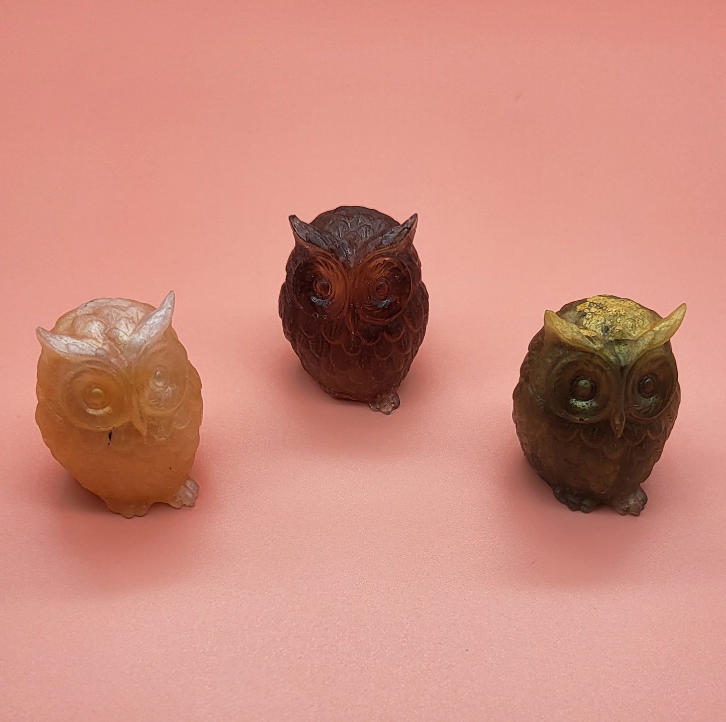 DÉCORATION HIBOU 3D RELIEFS EN RÉSINE - DIVERS COLORIS UNIQUES, ARTISANAUX & ORIGINAUX