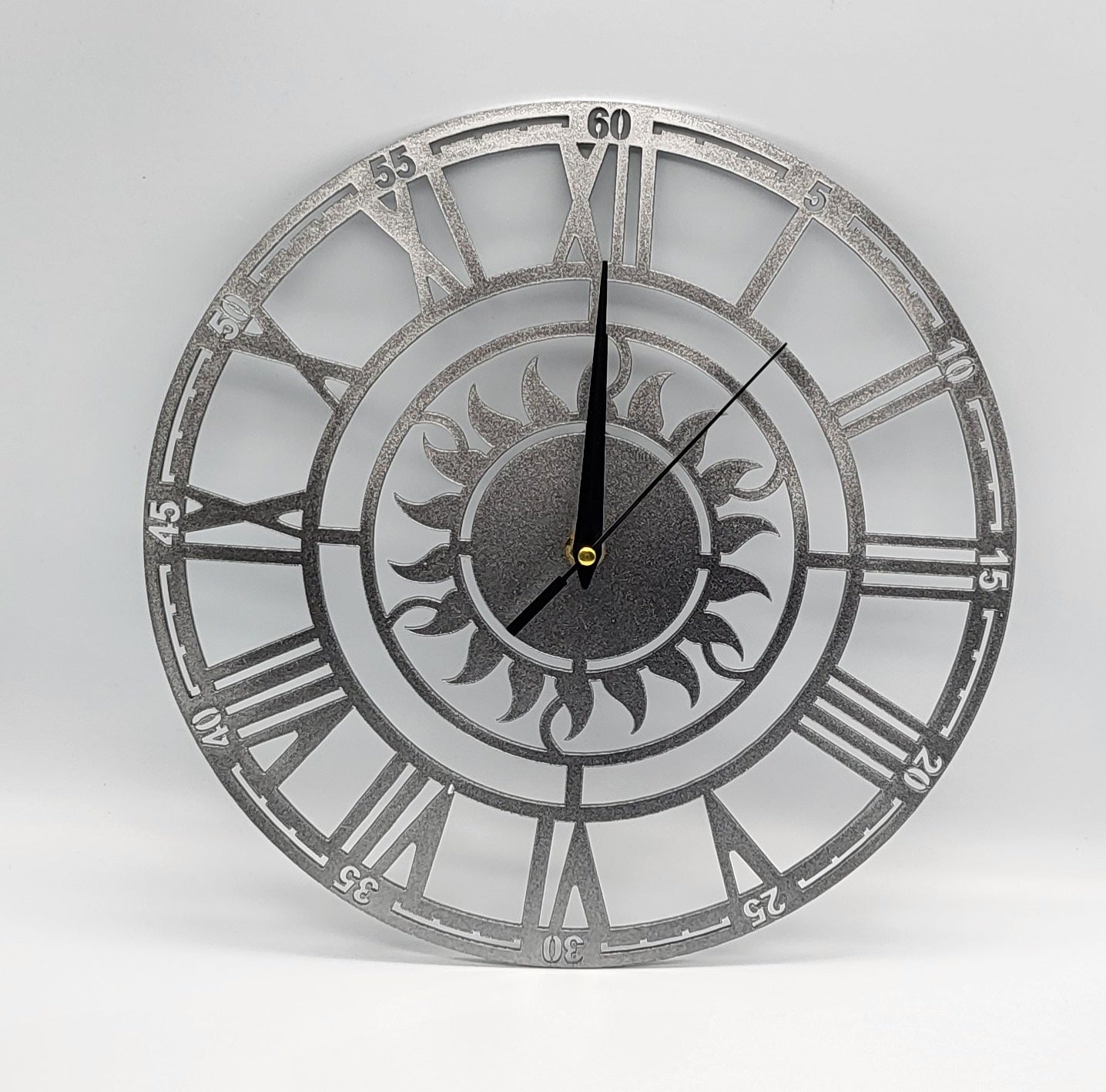 HORLOGE MURALE RONDE " SOLEIL STYLE INDUSTRIEL " - DESIGN ORIGINAL