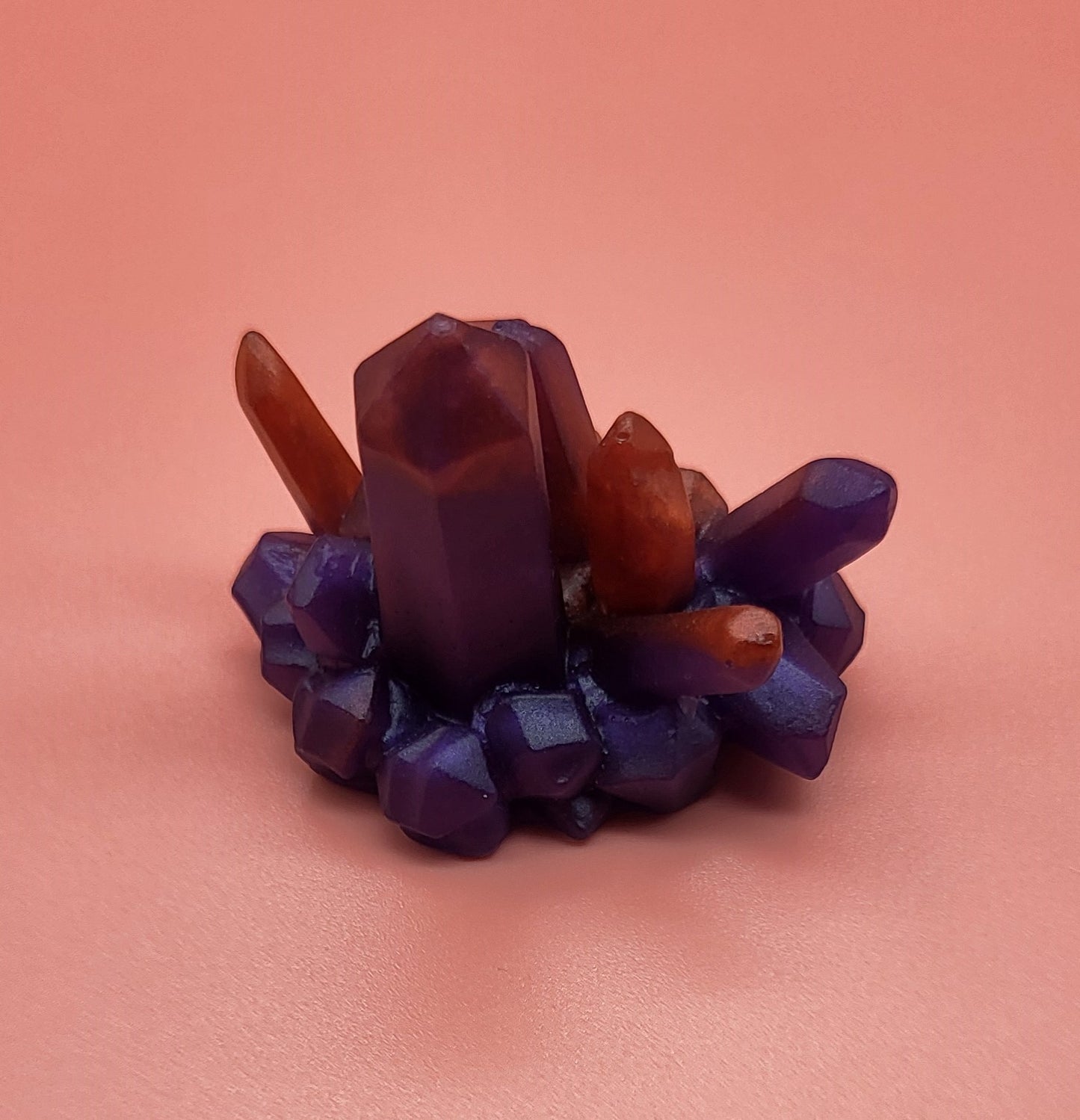 DÉCORATION GRAPPE DE CRISTAUX 3D RELIEFS EN RÉSINE - DIVERS COLORIS UNIQUES, ARTISANAUX & ORIGINAUX