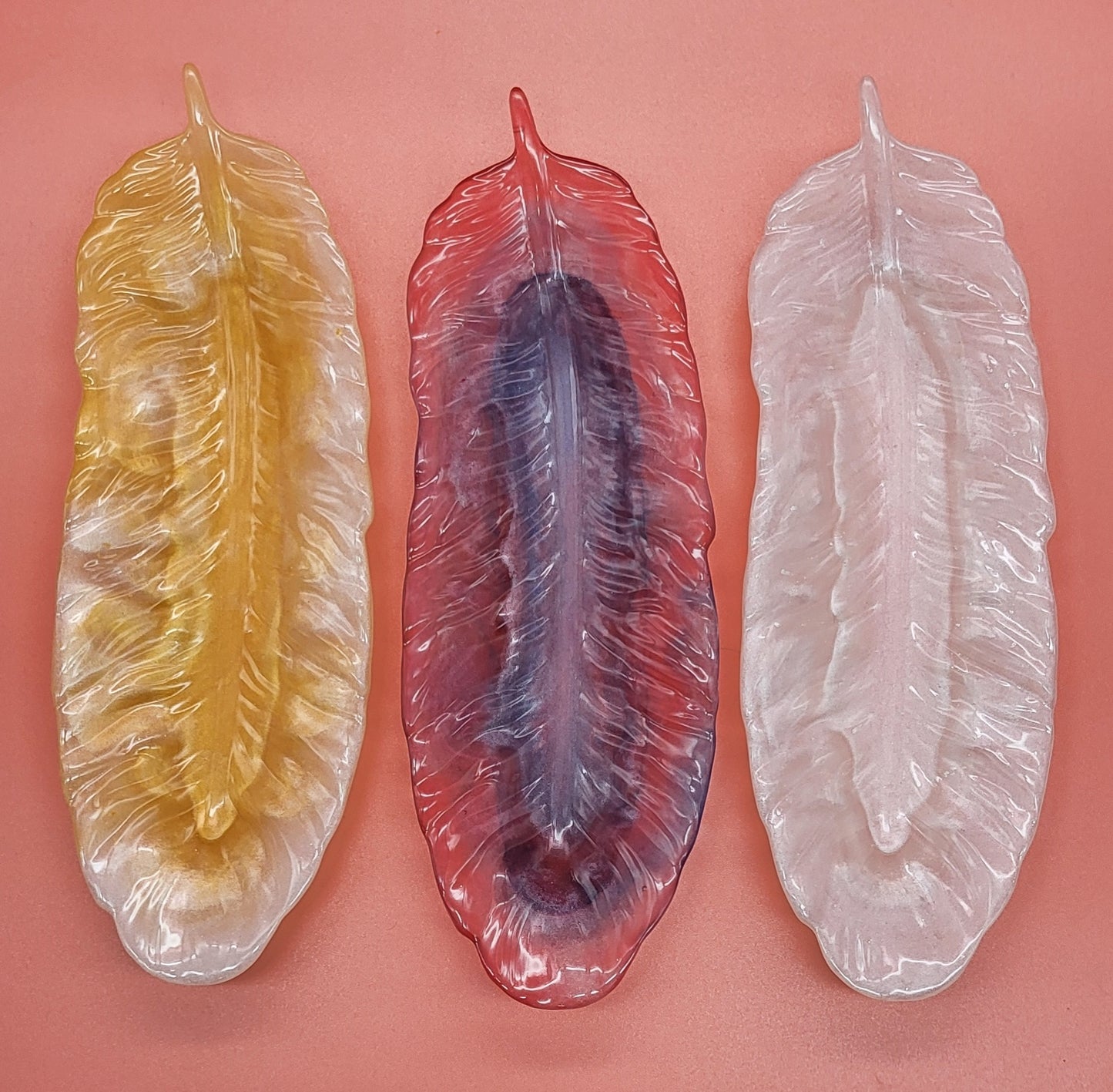 DÉCORATION 3D GRANDE PLUME D’ ANGE VIDE-POCHES EN RÉSINE – ARTISANALE, UNIQUE & ORIGINALE - COULEURS AU CHOIX