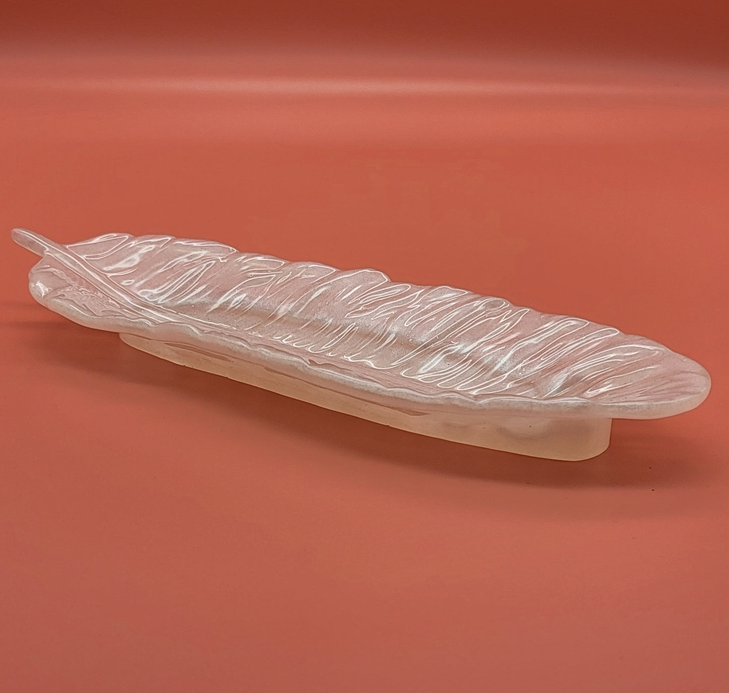 DÉCORATION 3D GRANDE PLUME D’ ANGE VIDE-POCHES EN RÉSINE – ARTISANALE, UNIQUE & ORIGINALE - COULEURS AU CHOIX