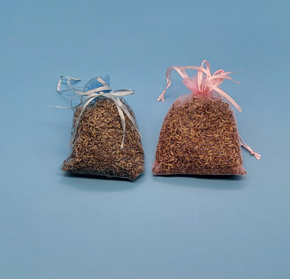 LAVANDE DE PROVENCE EN SAC D'ORGANZA ROSE OU BLEU AU CHOIX – DÉCORATION ARTISANALE & LOCALE