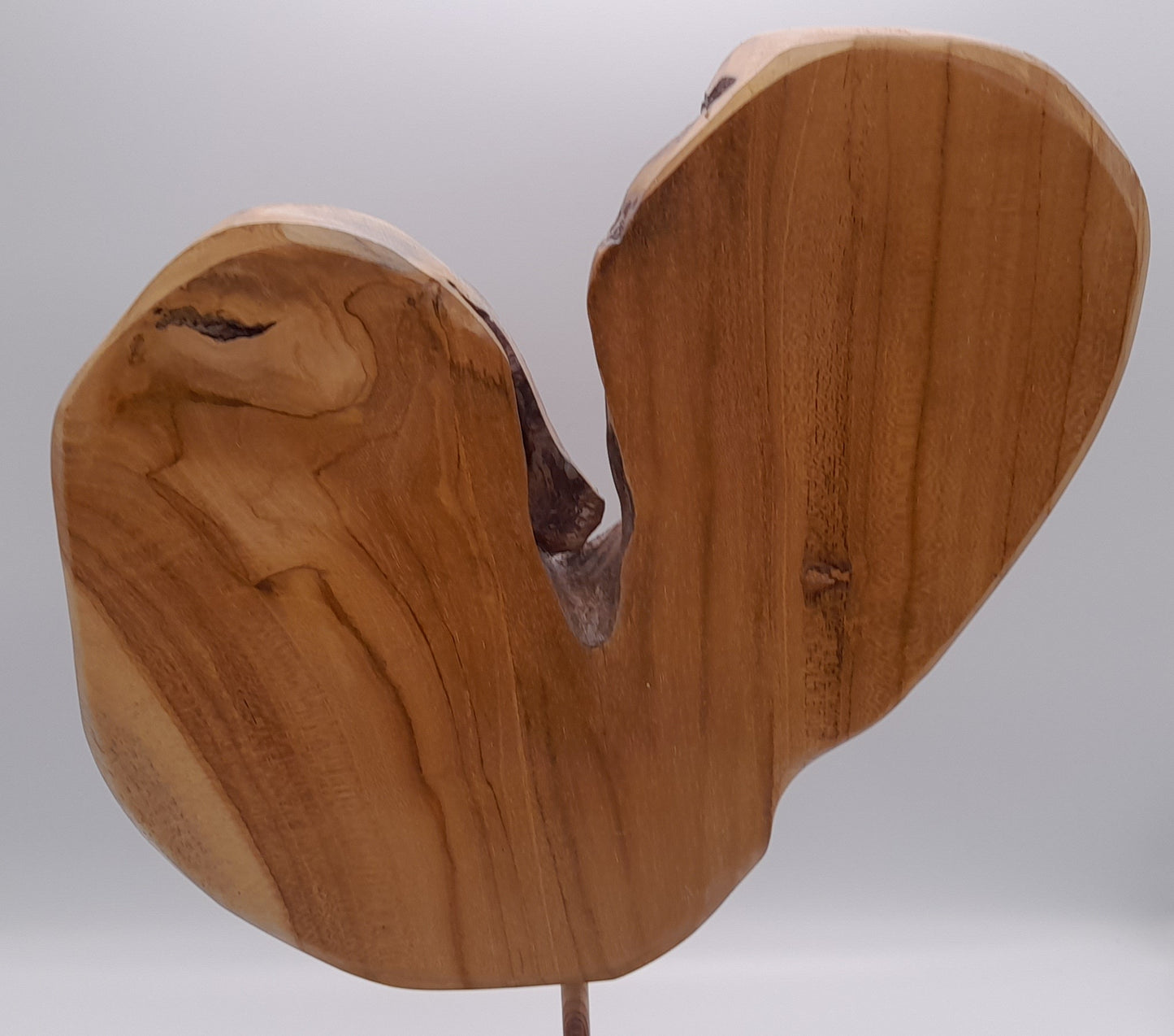 GRANDE SCULPTURE "JOLI COEUR" EN TECK + SOCLE EN BOIS D'OLIVIER - UNIQUE, ARTISANALE & ORIGINALE