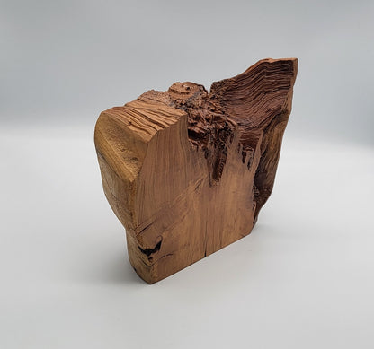 SCULPTURE " PIC ABSTRAIT " EN BOIS DE CERISIER - UNIQUE, ARTISANALE & ORIGINALE