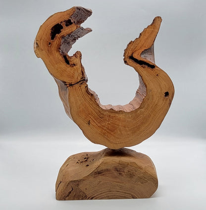 SCULPTURE "FER A CHEVAL" EN BOIS DE CERISIER SUR SOCLE - UNIQUE, ARTISANALE & ORIGINALE