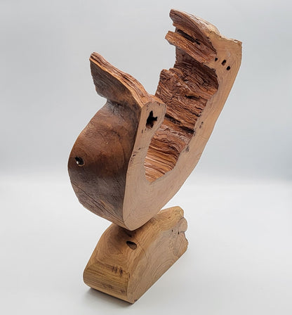 SCULPTURE "FER A CHEVAL" EN BOIS DE CERISIER SUR SOCLE - UNIQUE, ARTISANALE & ORIGINALE