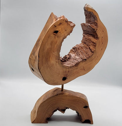 SCULPTURE RONDE INVERSEE SUR SOCLE CREU EN BOIS DE CERISIER - UNIQUE, ARTISANALE & ORIGINALE