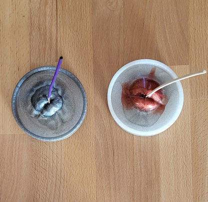 SUPPORTS À ENCENS " AUX BORDS DES LÈVRES " –  DÉCORATIONS ARTISANALES, UNIQUES & ORIGINALES AU CHOIX