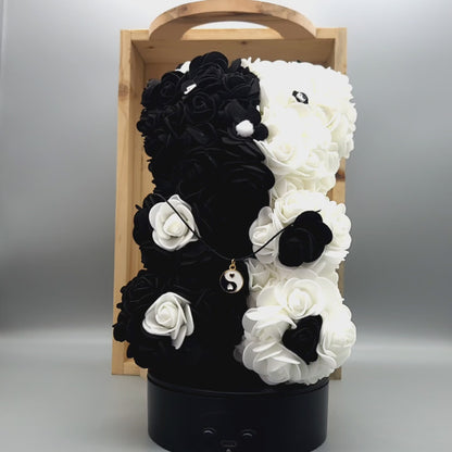 DÉCORATION " 2 EN 1 " OURSON 3D YIN YANG + BIJOU COLLIER FANTAISIE - UNIQUE, ORIGINAL & ARTISANAL